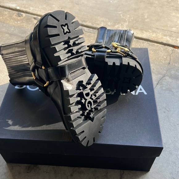 Dolce & Gabbana Boots - Picture 8 of 11